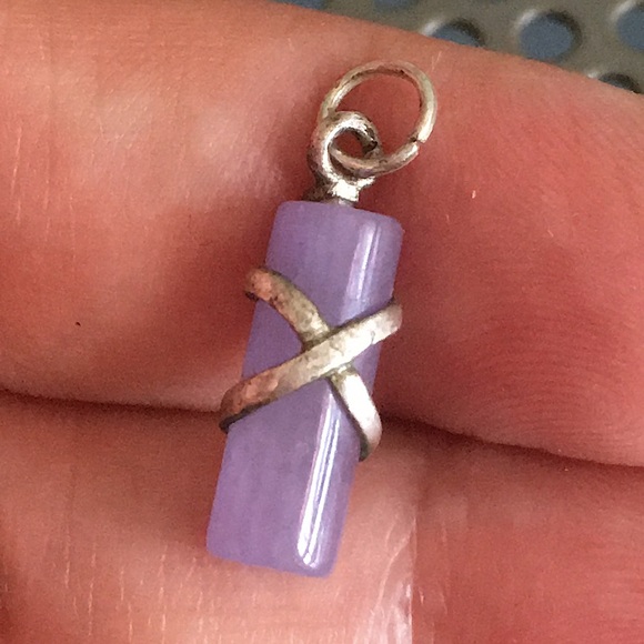 Jade Jewelry - 🖤Vtg Lavender jade sterling silver pendant